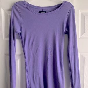 tight long sleeve shirt